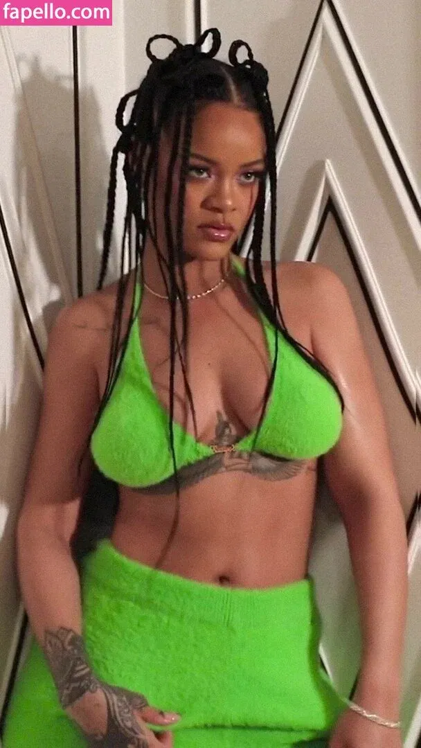 Rihanna Onlyfans Photo Gallery 