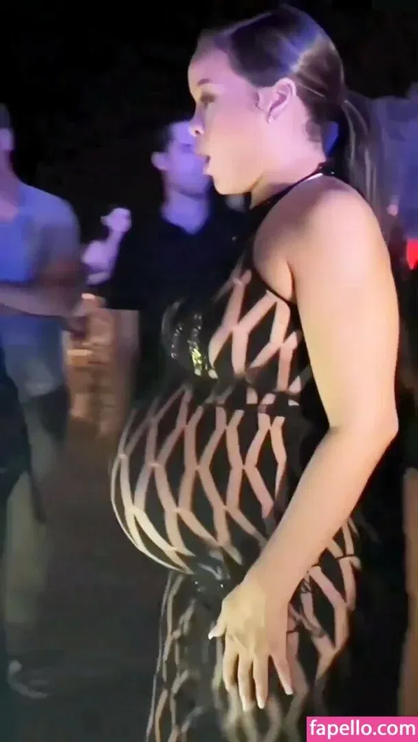 Rihanna Onlyfans Photo Gallery 