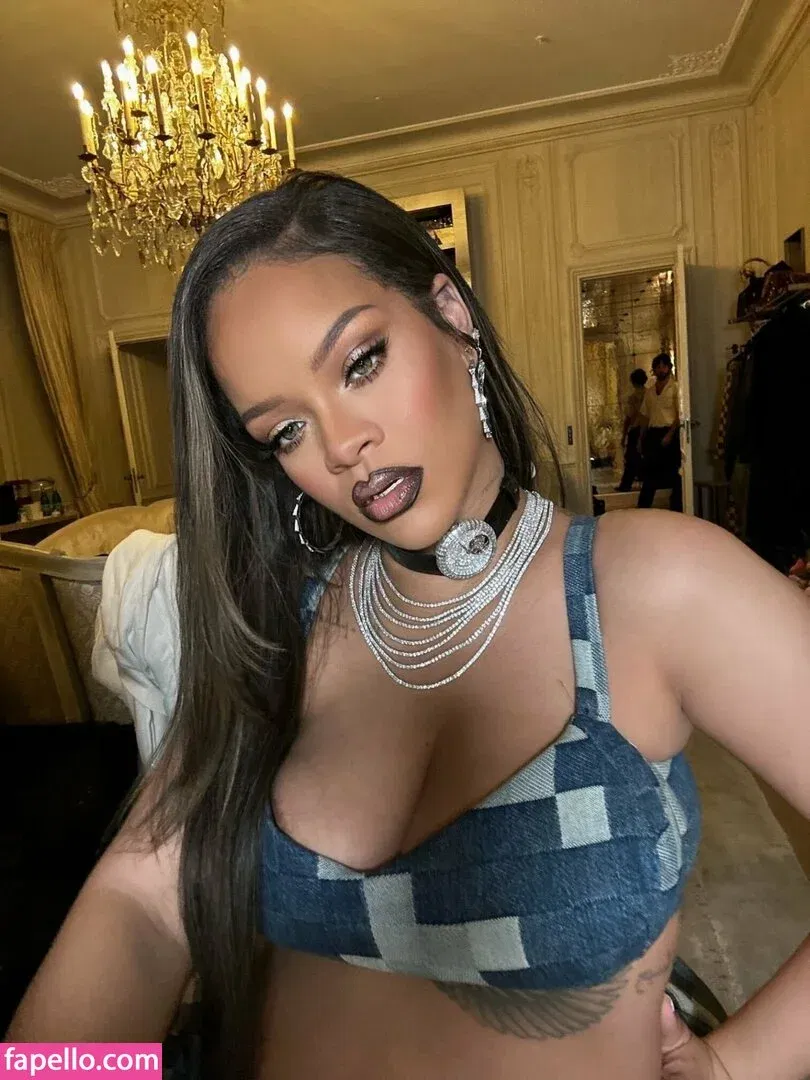 Rihanna Onlyfans Photo Gallery 