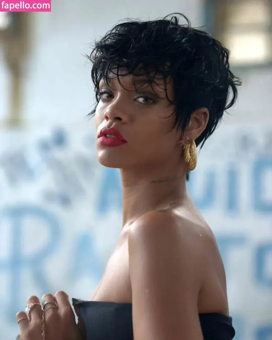 Rihanna Onlyfans Photo Gallery 