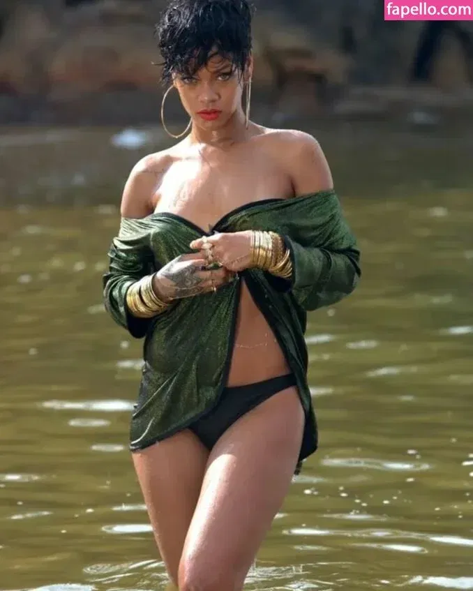 Rihanna Onlyfans Photo Gallery 