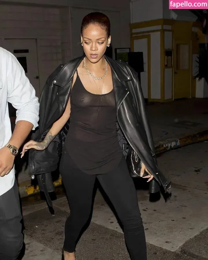 Rihanna Onlyfans Photo Gallery 