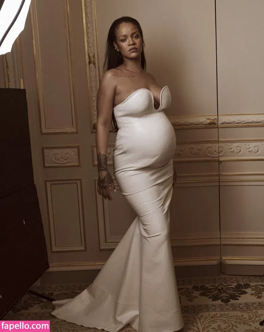 Rihanna Onlyfans Photo Gallery 