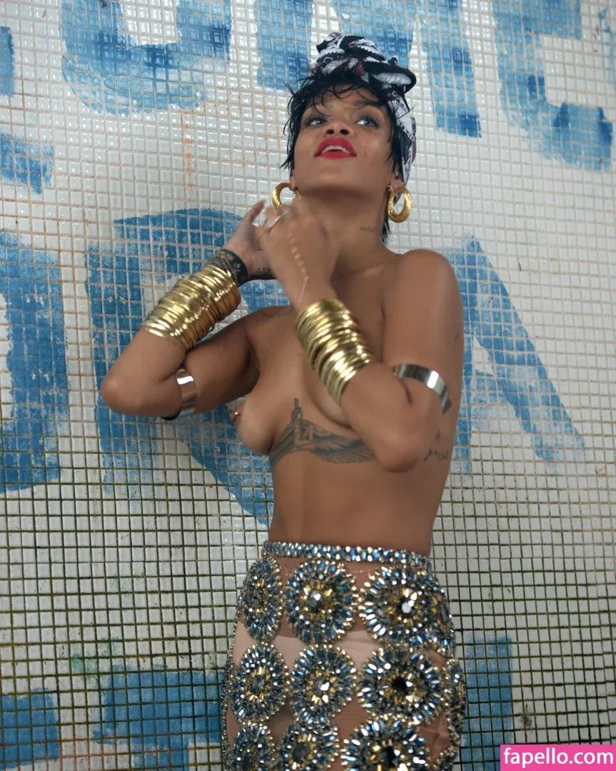 Rihanna Onlyfans Photo Gallery 