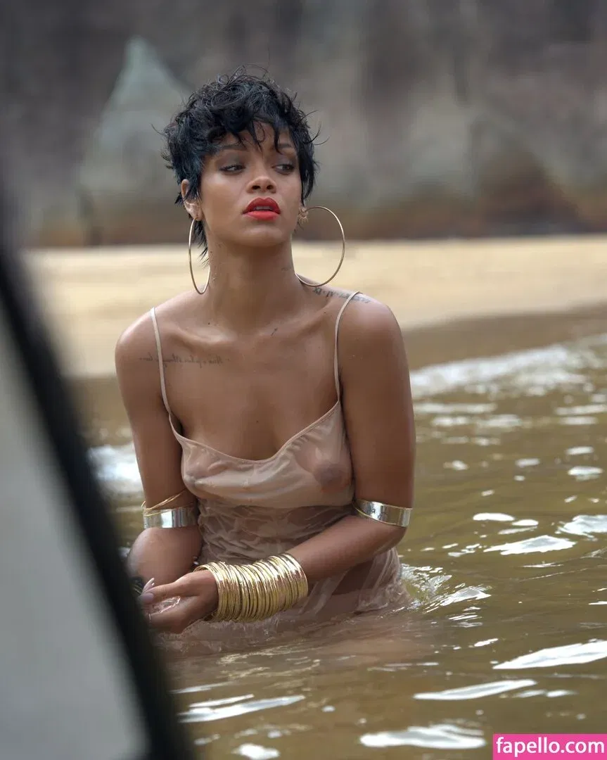 Rihanna Onlyfans Photo Gallery 