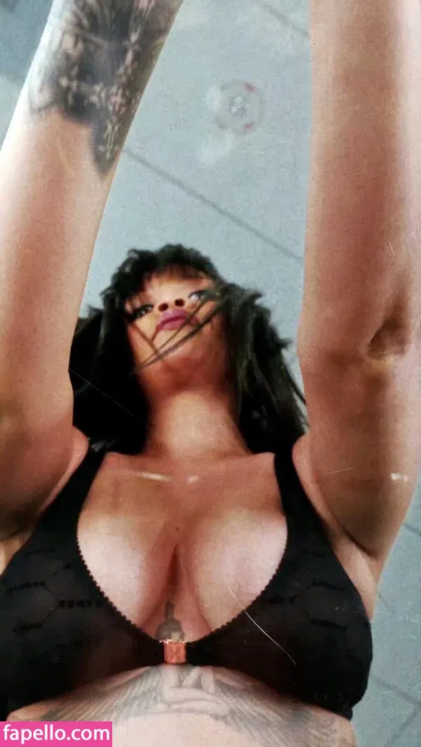 Rihanna Onlyfans Photo Gallery 