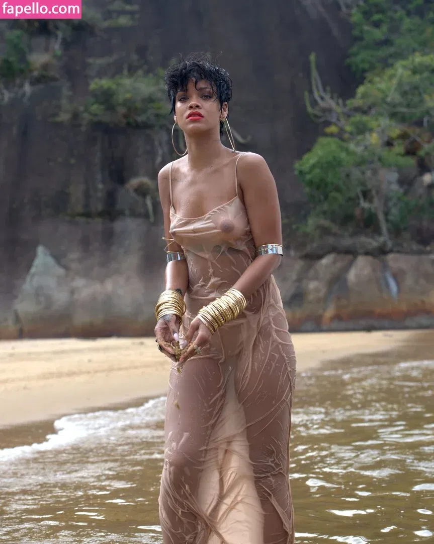 Rihanna Onlyfans Photo Gallery 