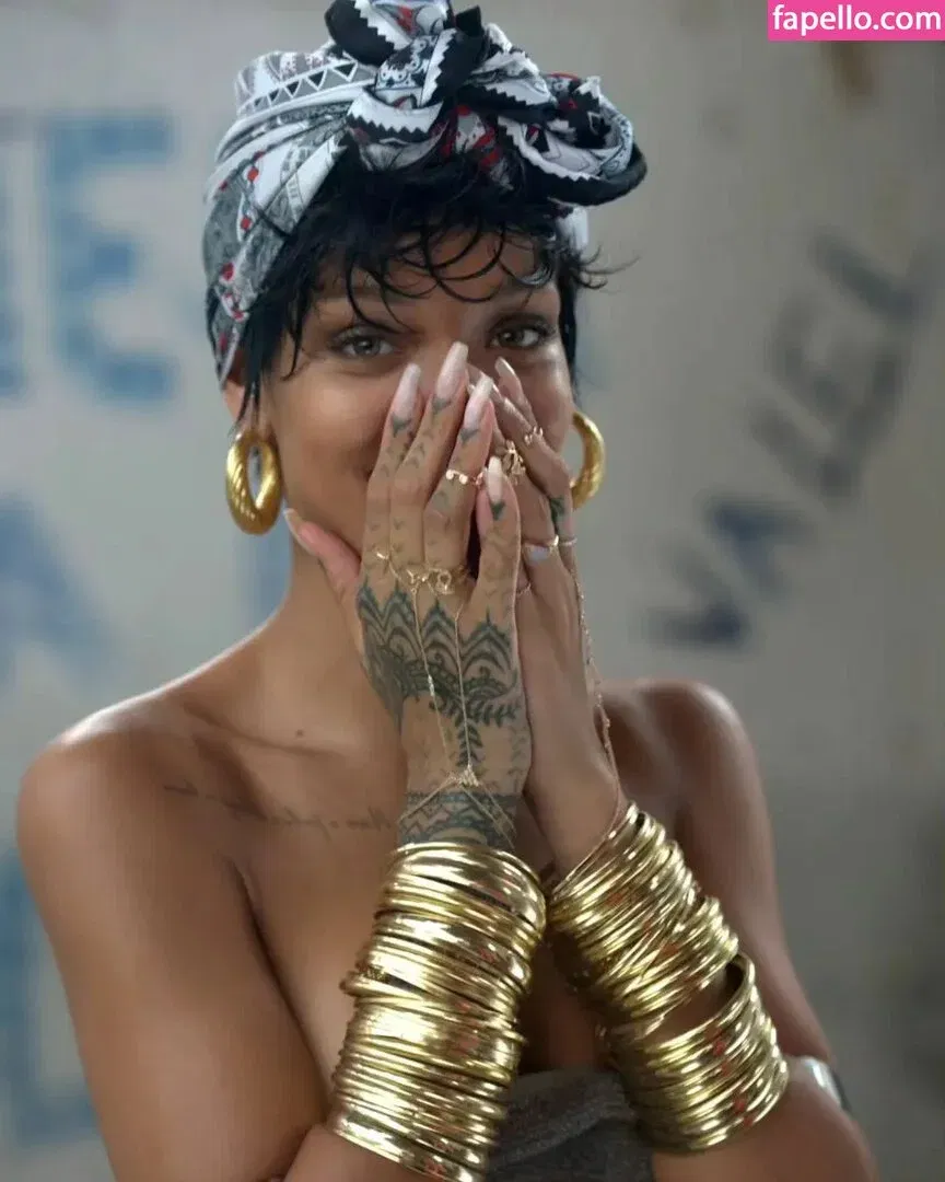Rihanna Onlyfans Photo Gallery 