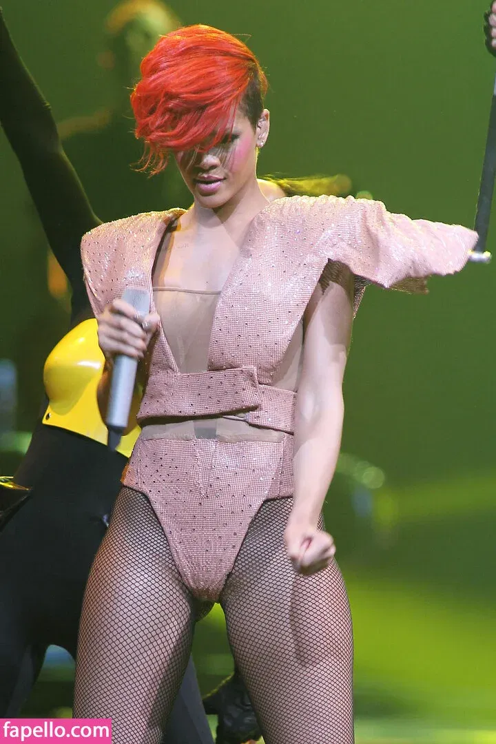 Rihanna Onlyfans Photo Gallery 