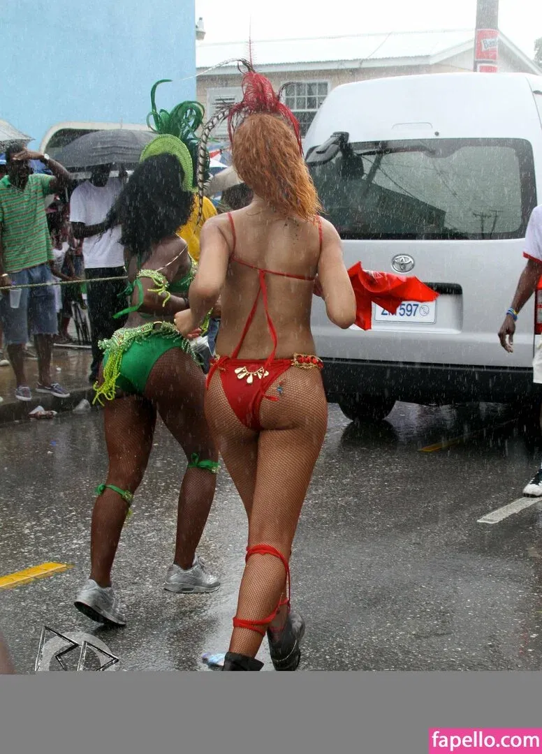 Rihanna Onlyfans Photo Gallery 