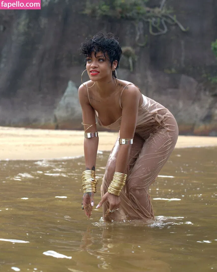 Rihanna Onlyfans Photo Gallery 