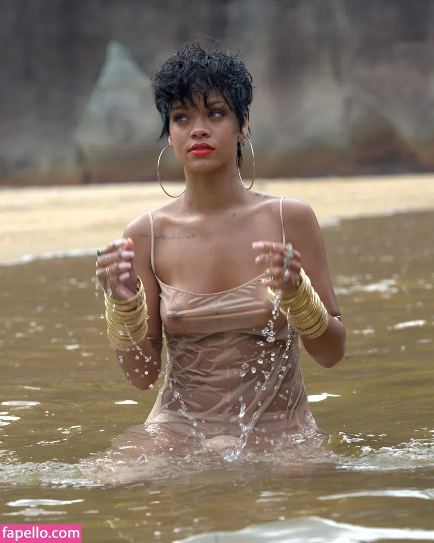 Rihanna Onlyfans Photo Gallery 
