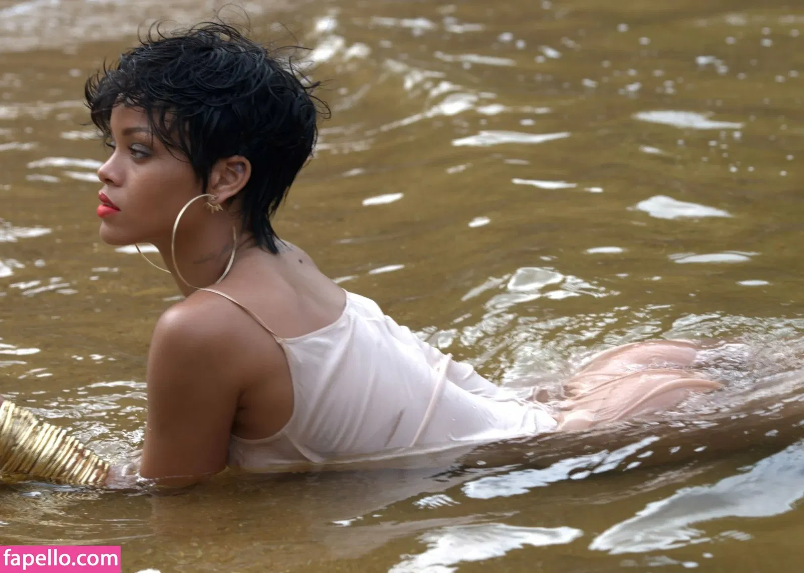 Rihanna Onlyfans Photo Gallery 