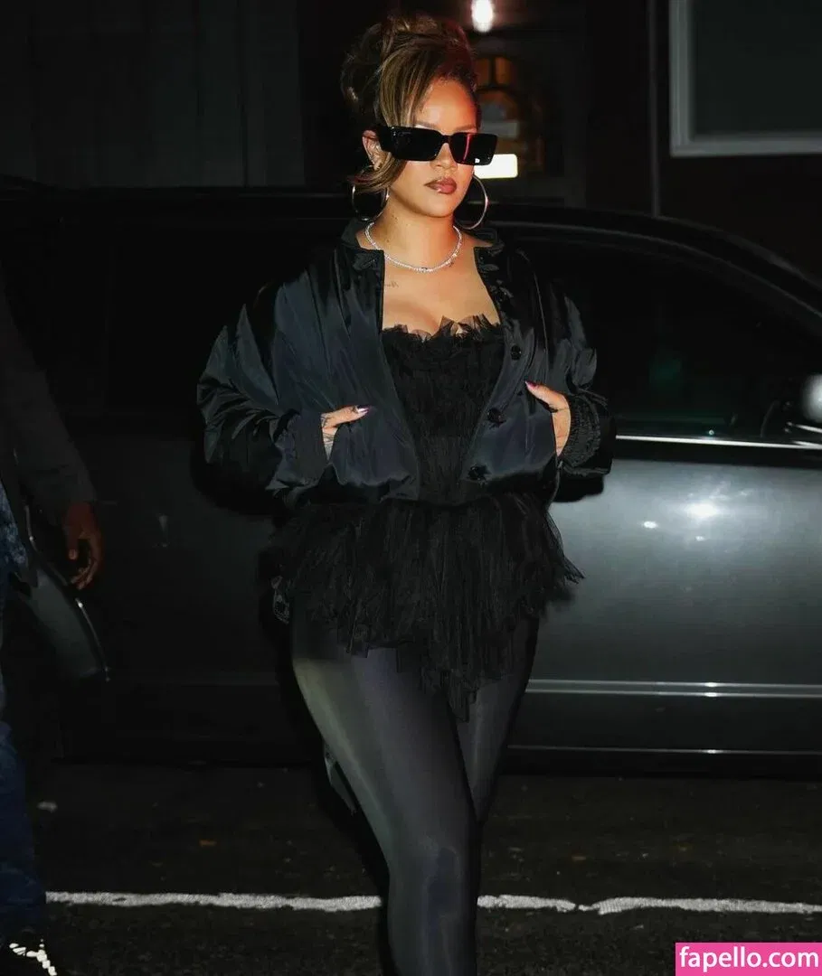Rihanna Onlyfans Photo Gallery 
