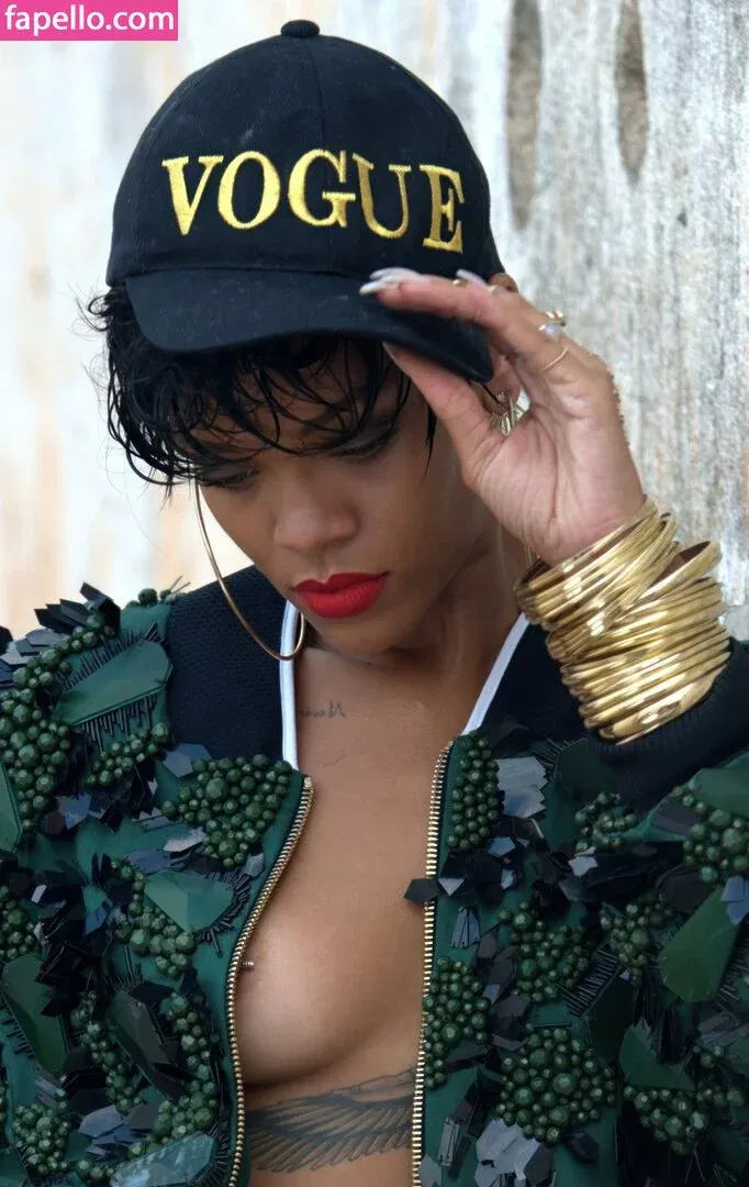 Rihanna Onlyfans Photo Gallery 