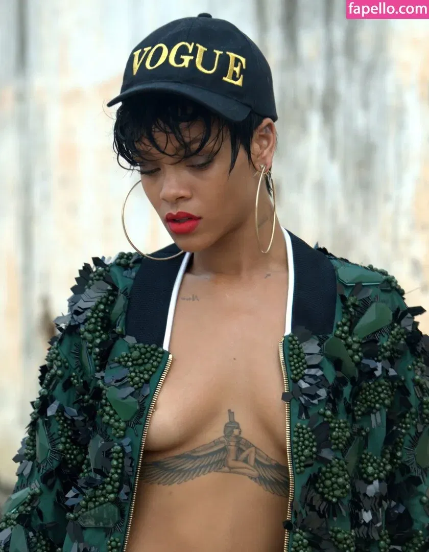 Rihanna Onlyfans Photo Gallery 