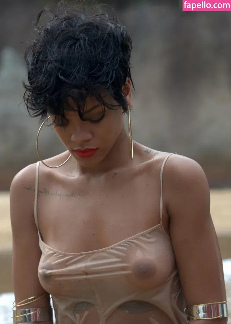 Rihanna Onlyfans Photo Gallery 