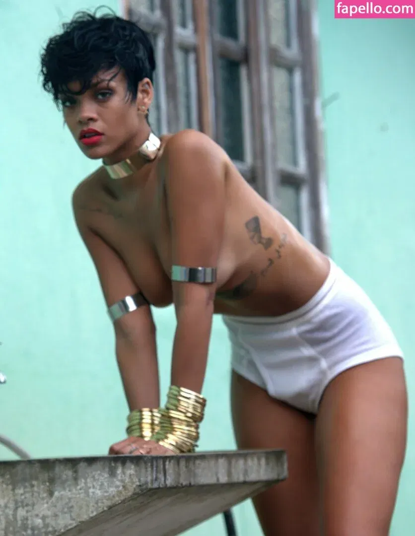 Rihanna Onlyfans Photo Gallery 