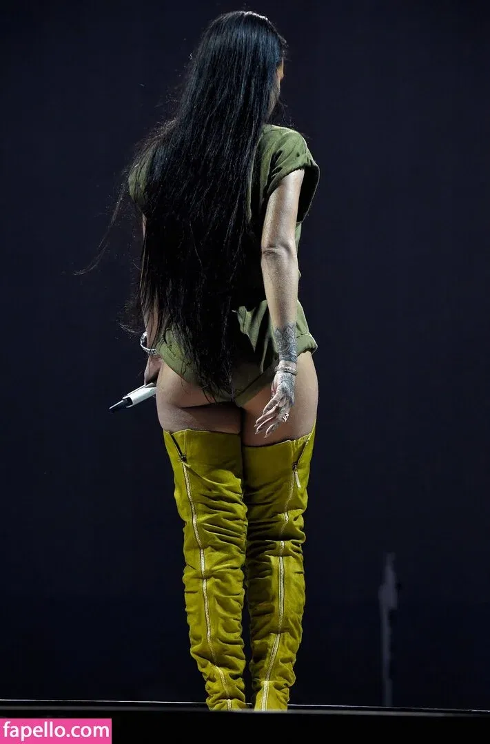 Rihanna Onlyfans Photo Gallery 