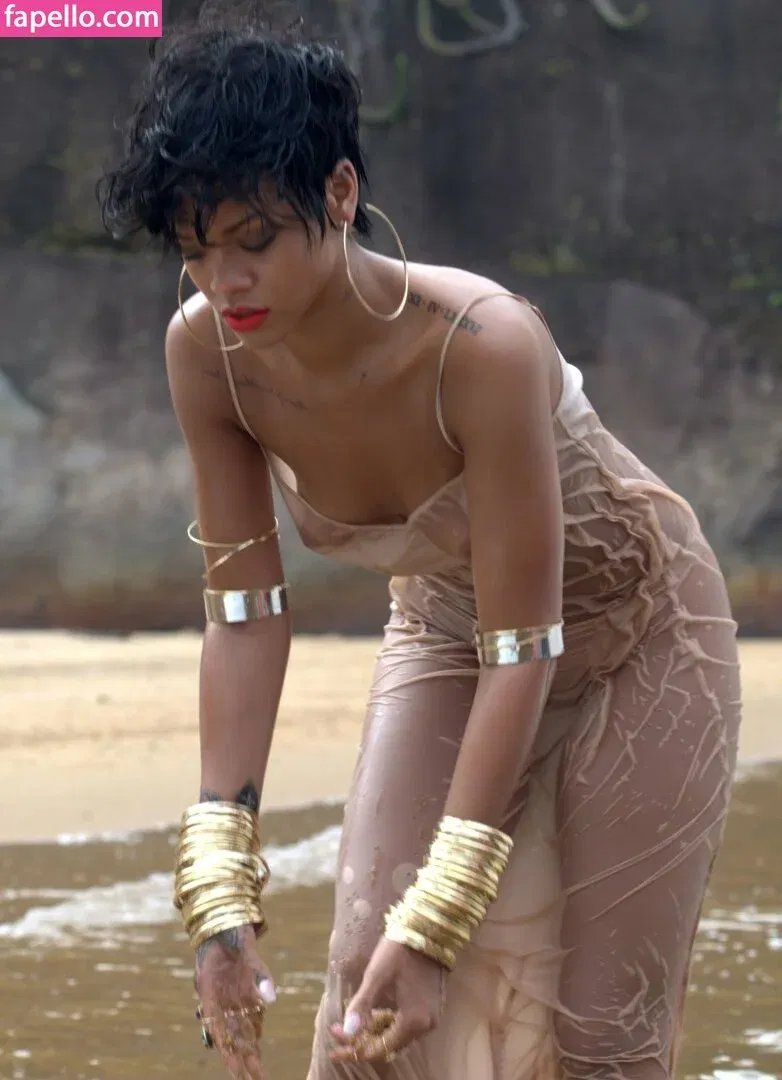 Rihanna Onlyfans Photo Gallery 