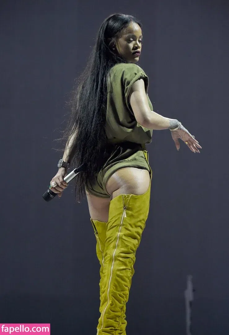 Rihanna Onlyfans Photo Gallery 