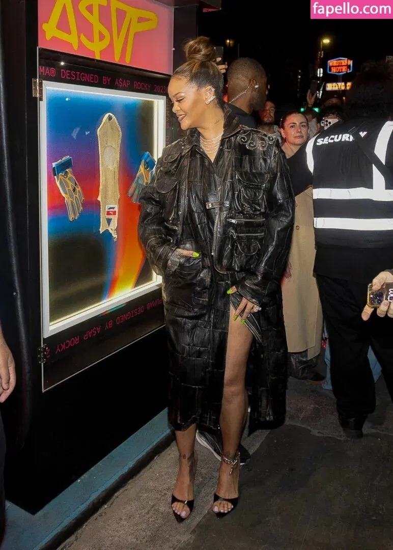 Rihanna Onlyfans Photo Gallery 