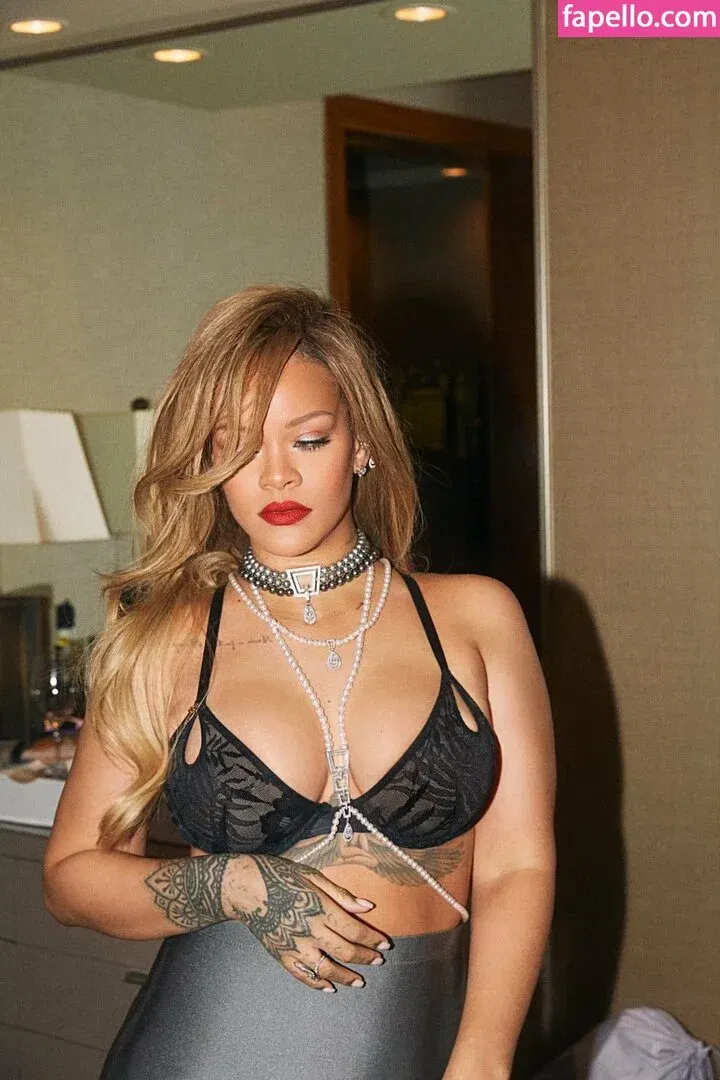 Rihanna Onlyfans Photo Gallery 