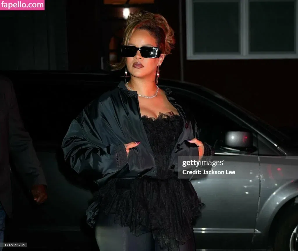 Rihanna Onlyfans Photo Gallery 