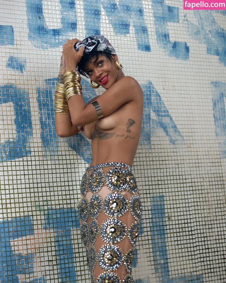 Rihanna Onlyfans Photo Gallery 