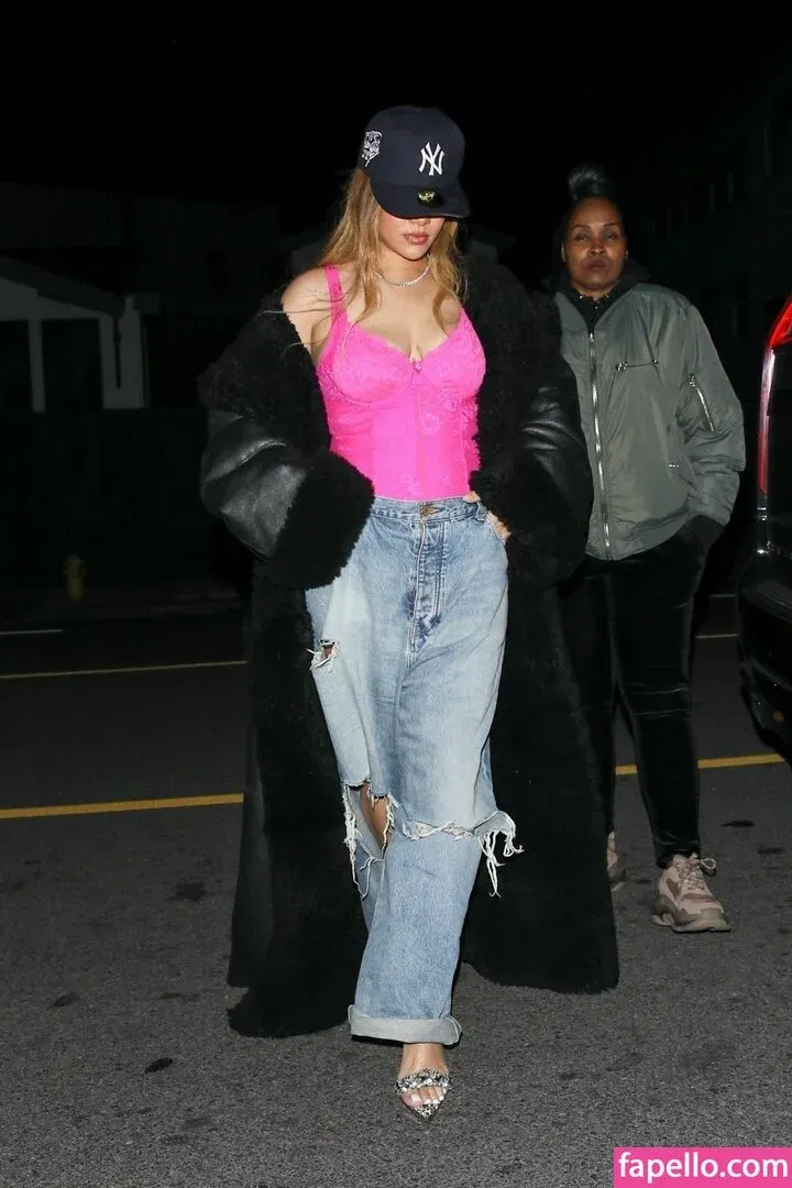 Rihanna Onlyfans Photo Gallery 