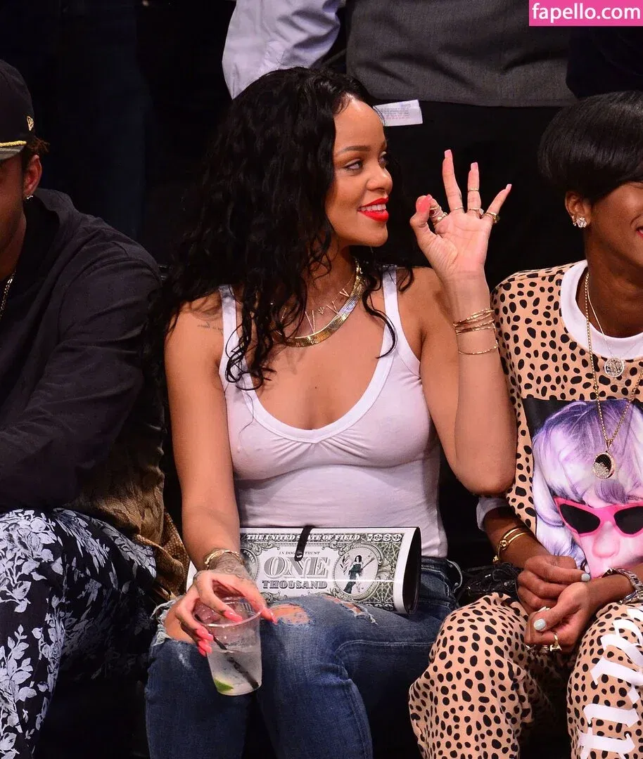 Rihanna Onlyfans Photo Gallery 