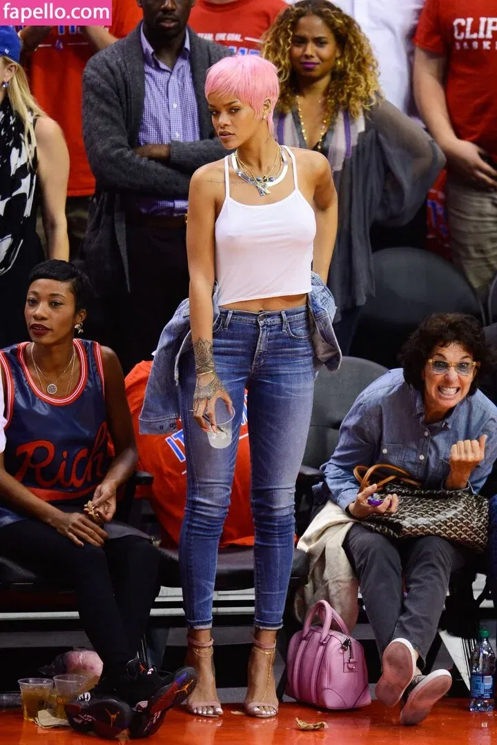 Rihanna Onlyfans Photo Gallery 