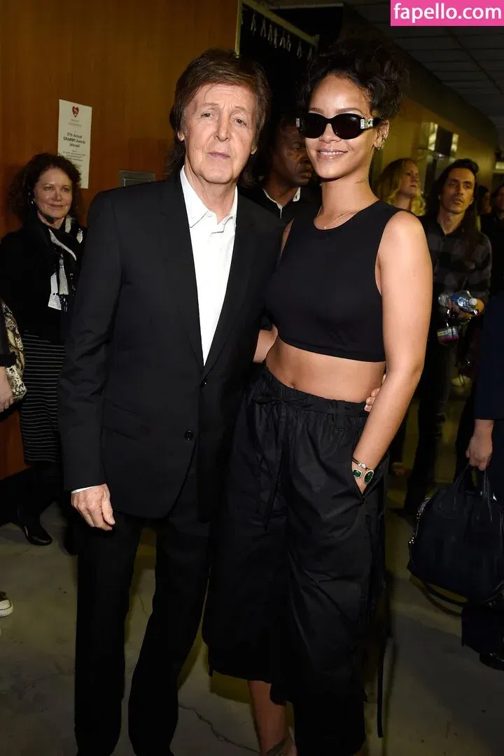 Rihanna Onlyfans Photo Gallery 