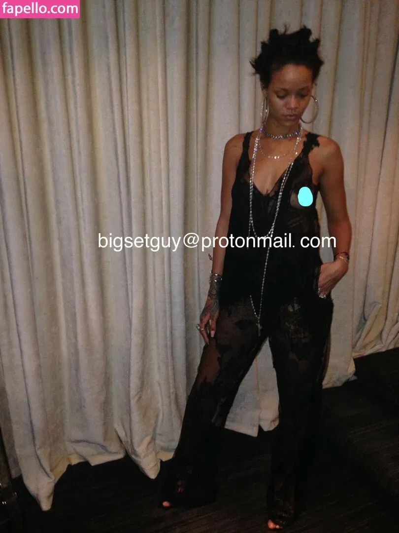 Rihanna Onlyfans Photo Gallery 