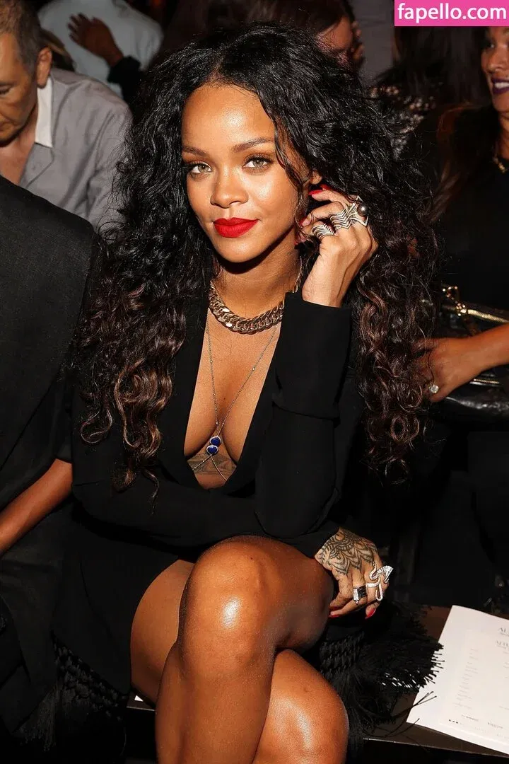 Rihanna Onlyfans Photo Gallery 