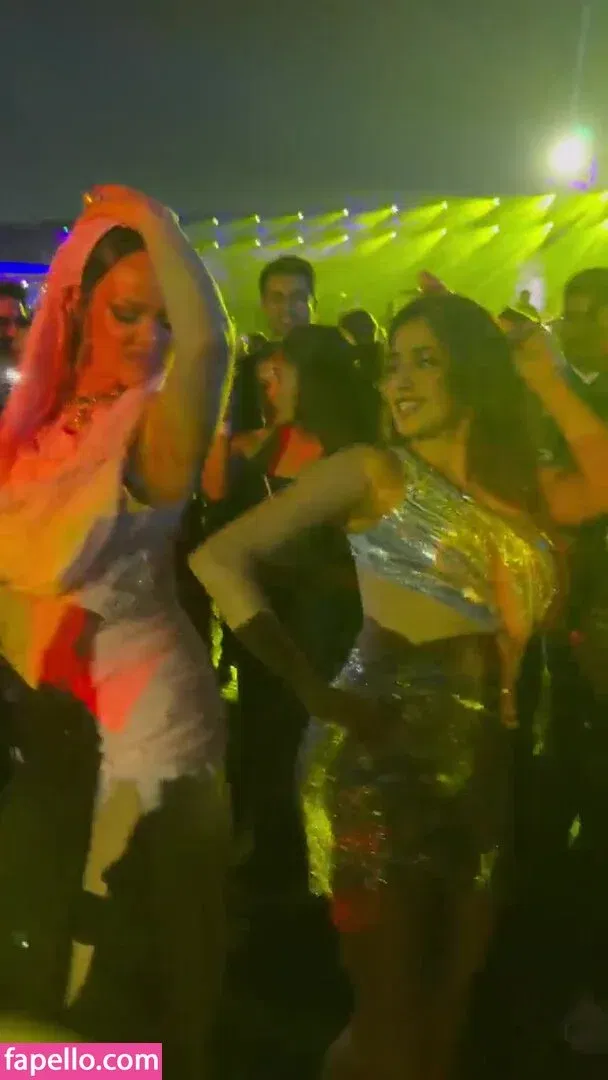 Rihanna Onlyfans Photo Gallery 