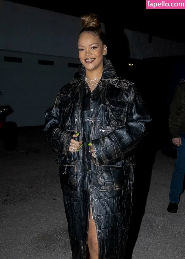 Rihanna Onlyfans Photo Gallery 