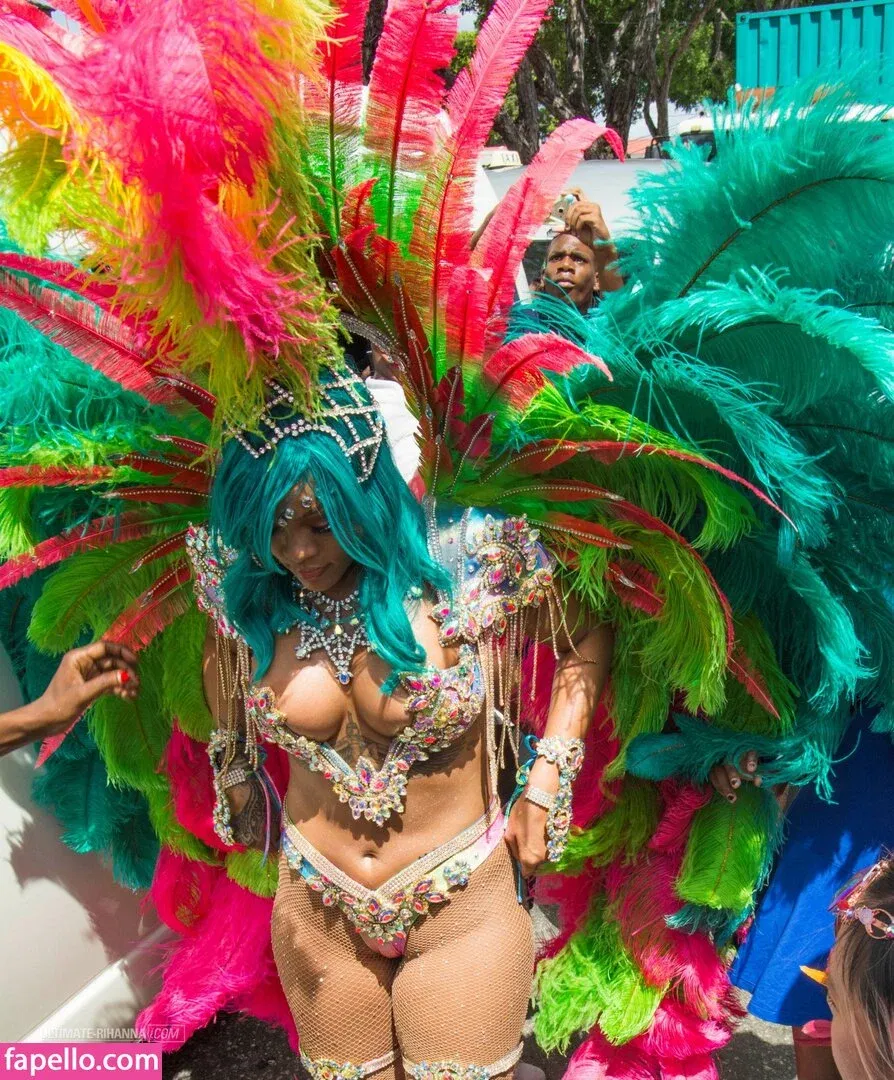 Rihanna Onlyfans Photo Gallery 