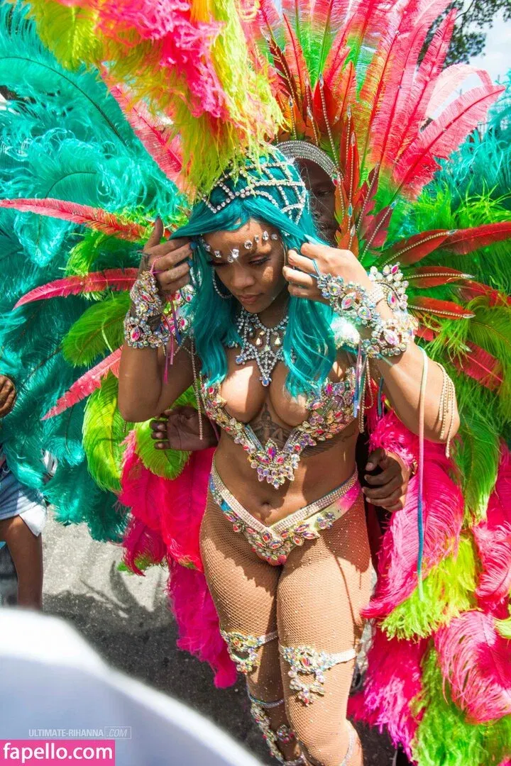 Rihanna Onlyfans Photo Gallery 