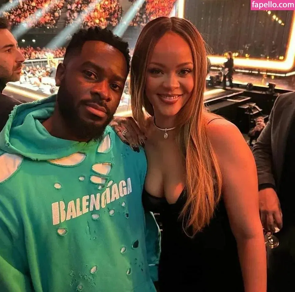 Rihanna Onlyfans Photo Gallery 