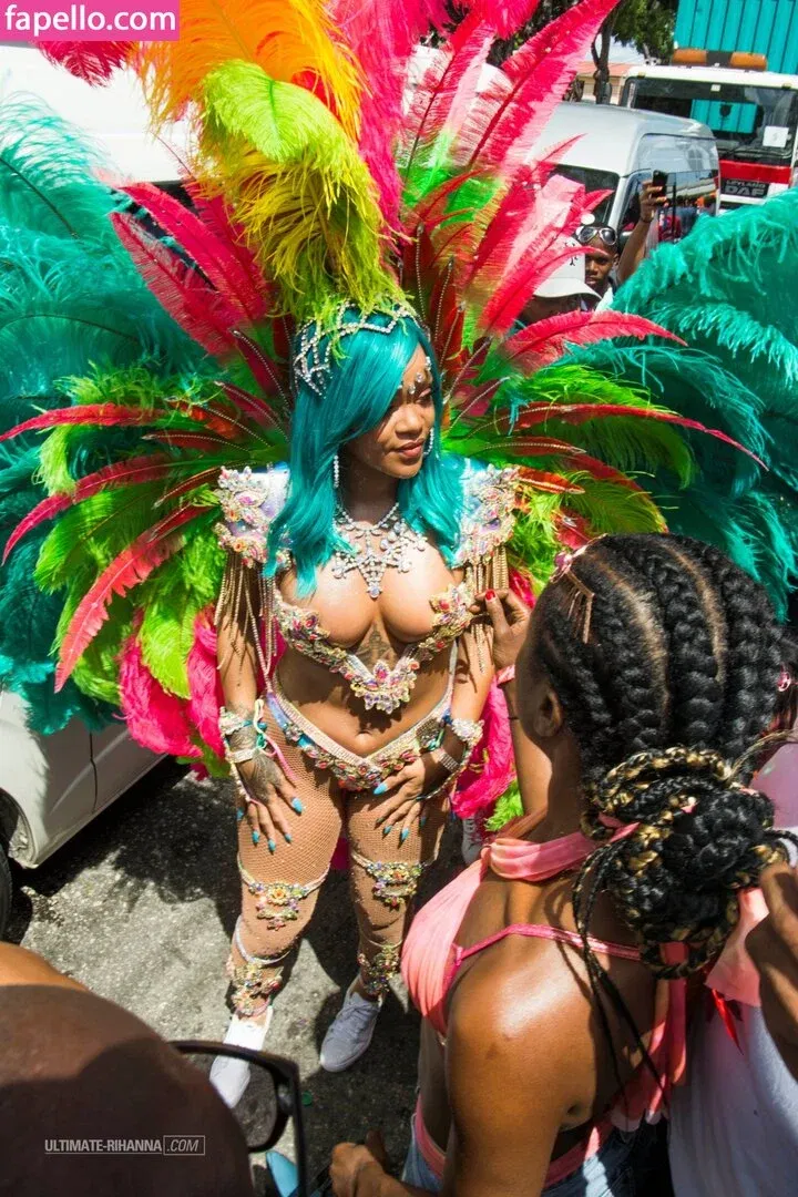 Rihanna Onlyfans Photo Gallery 