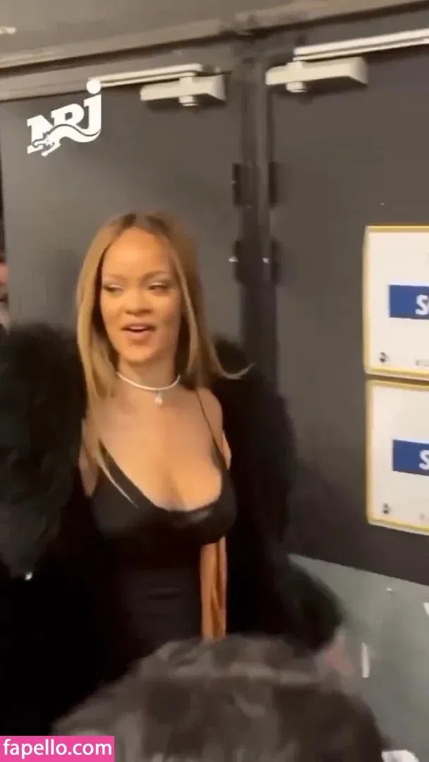 Rihanna Onlyfans Photo Gallery 