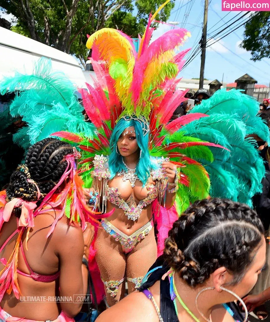 Rihanna Onlyfans Photo Gallery 