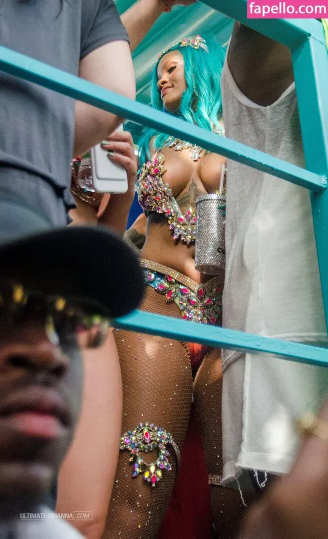 Rihanna Onlyfans Photo Gallery 