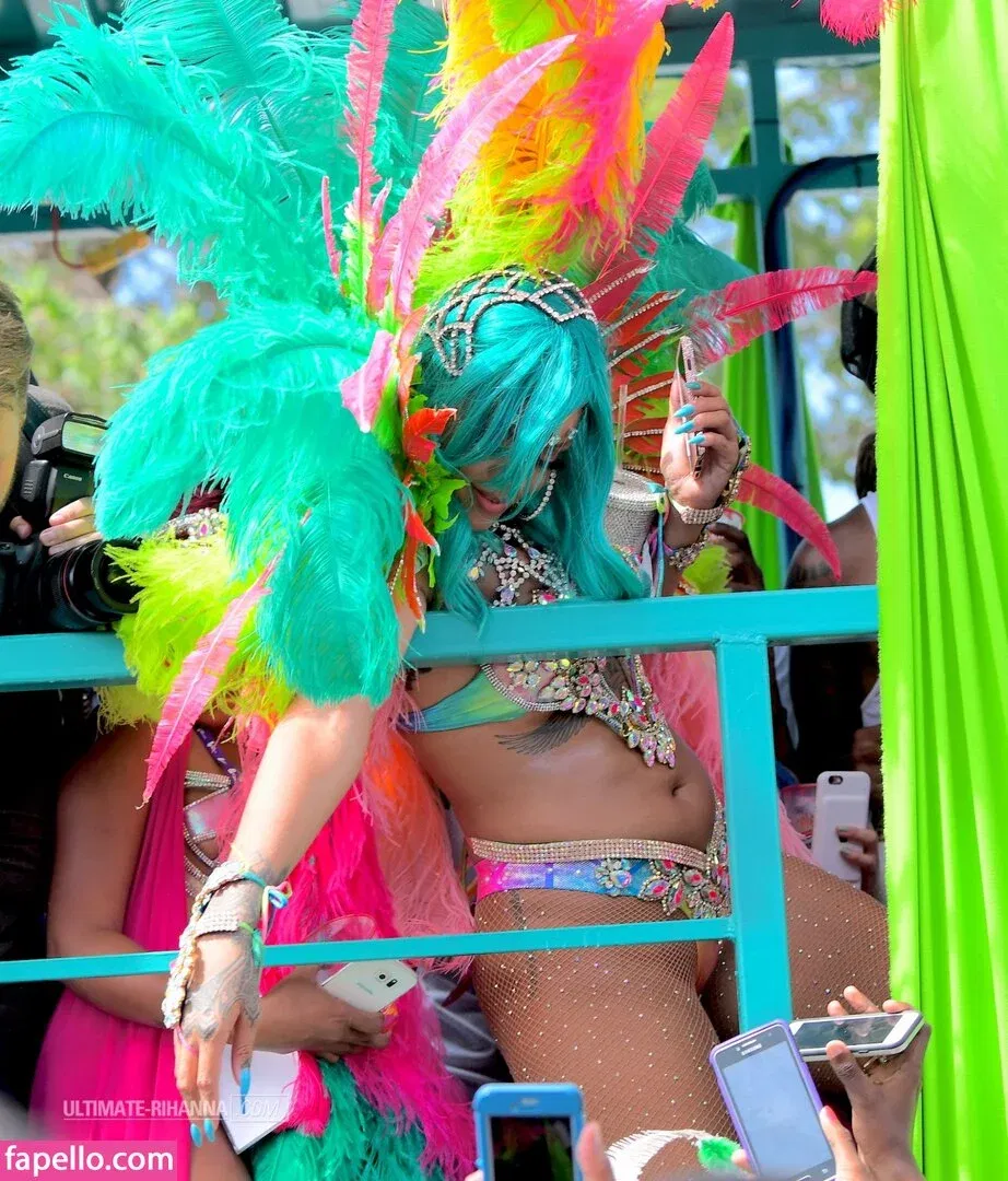 Rihanna Onlyfans Photo Gallery 