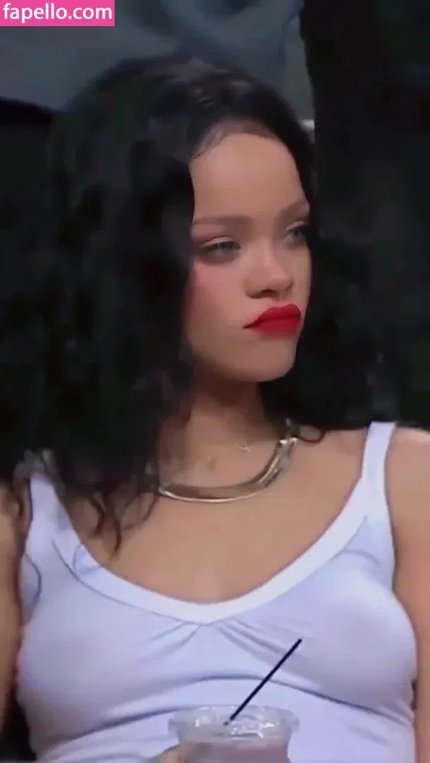 Rihanna Onlyfans Photo Gallery 