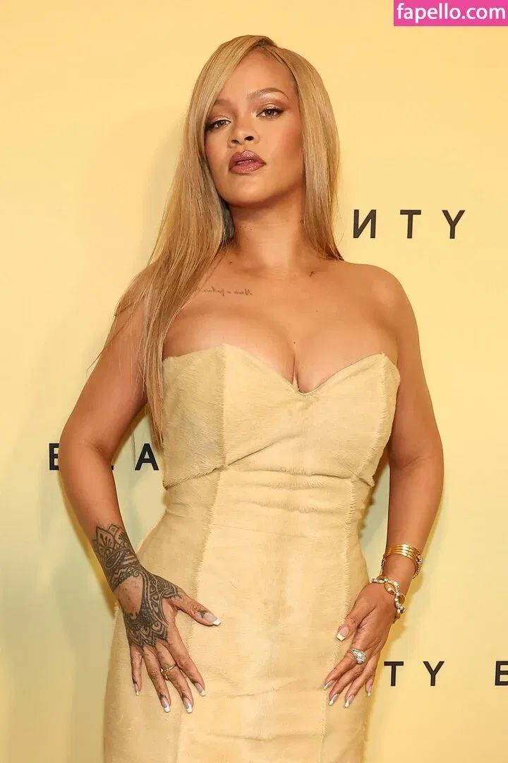 Rihanna Onlyfans Photo Gallery 