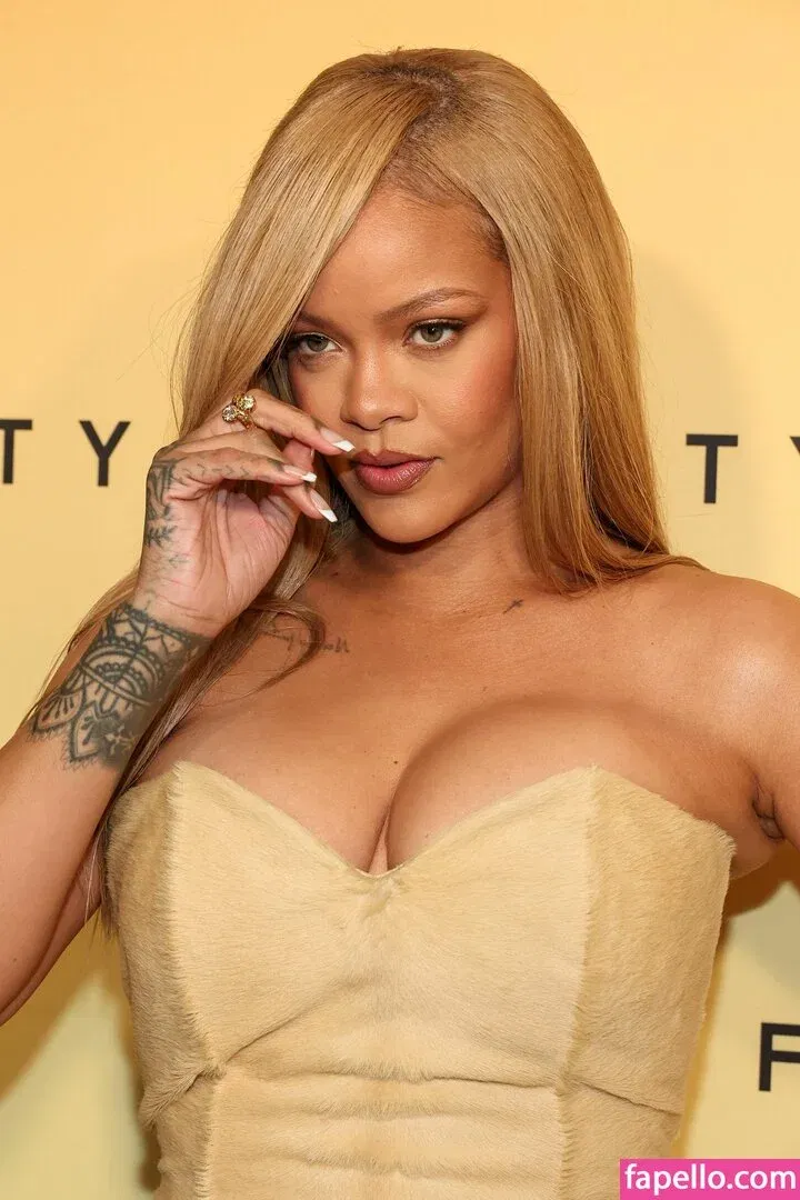 Rihanna Onlyfans Photo Gallery 