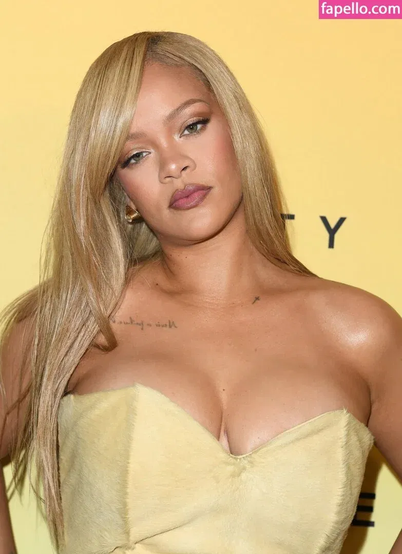 Rihanna Onlyfans Photo Gallery 