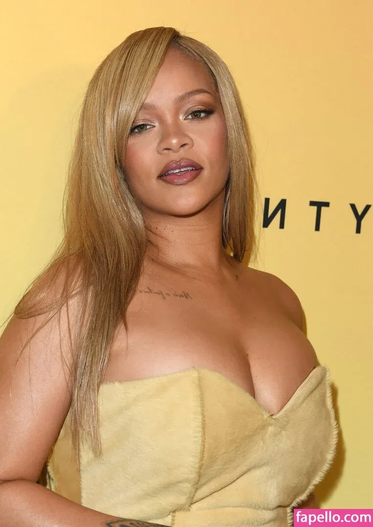Rihanna Onlyfans Photo Gallery 
